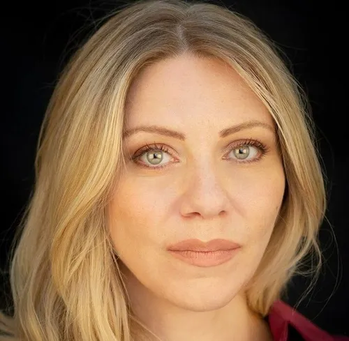 Ferré Raffaella R.
